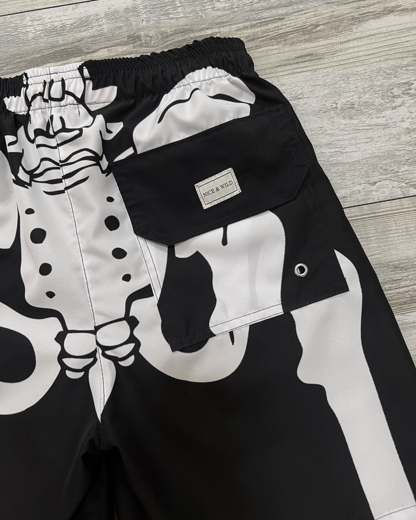 PANTALONCINI DA SCHELETRO