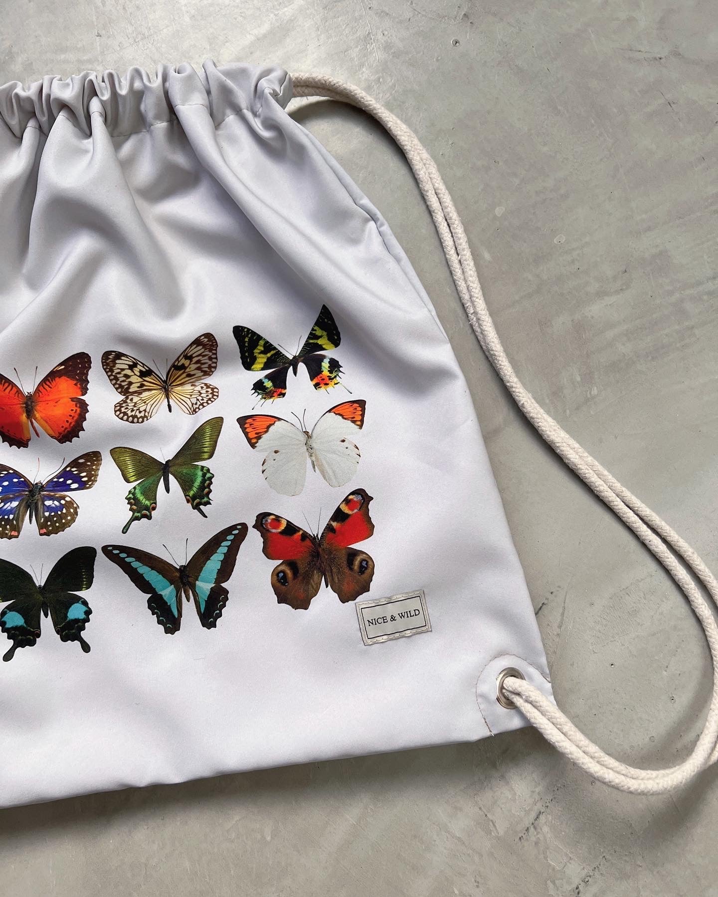 TULA MARIPOSAS LOVE