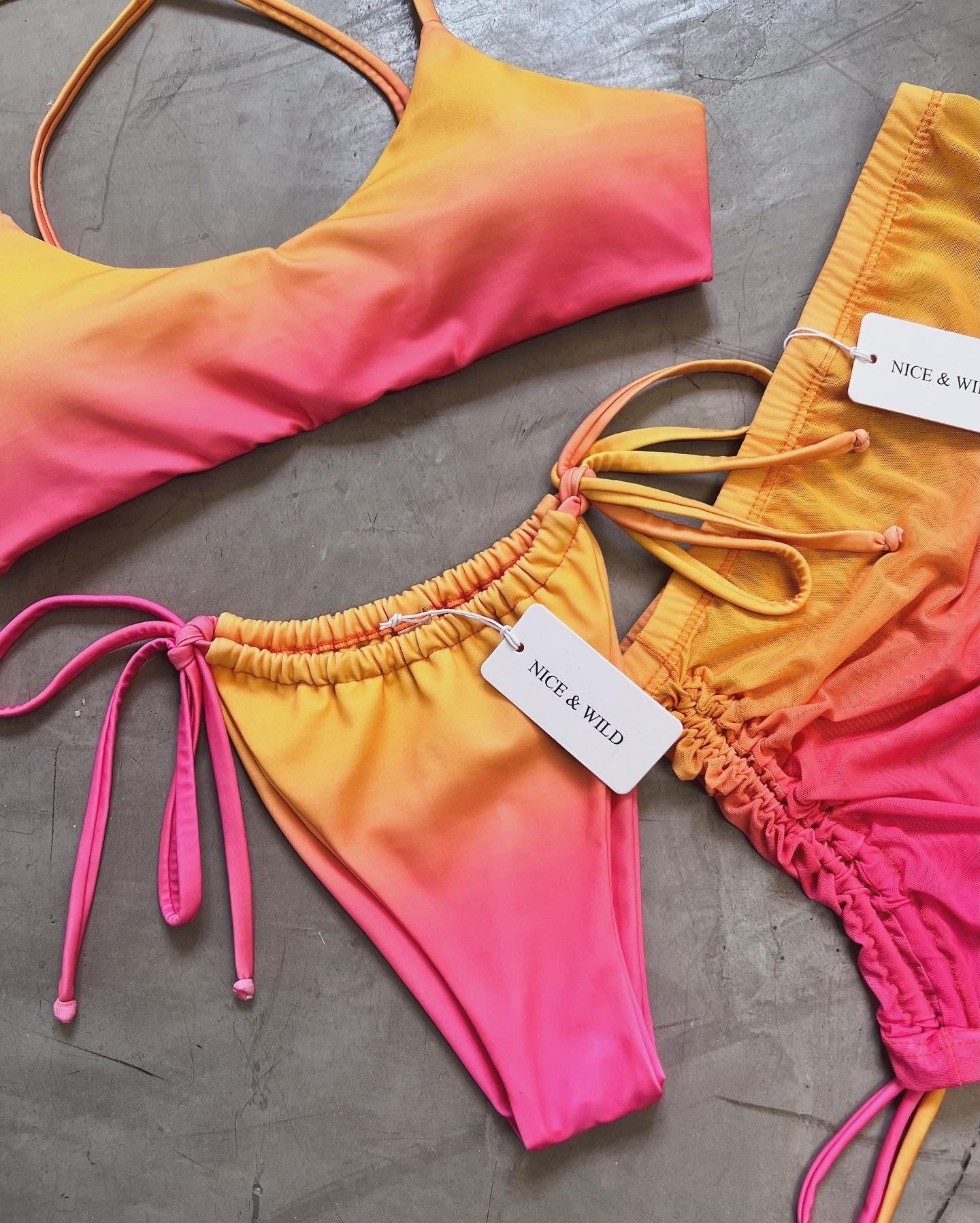 BIKINI CRUZADO DURAZNO + FALDA EN MALLA