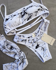 SET MIRANDA MARMOL BLANCO + FALDA EN MALLA