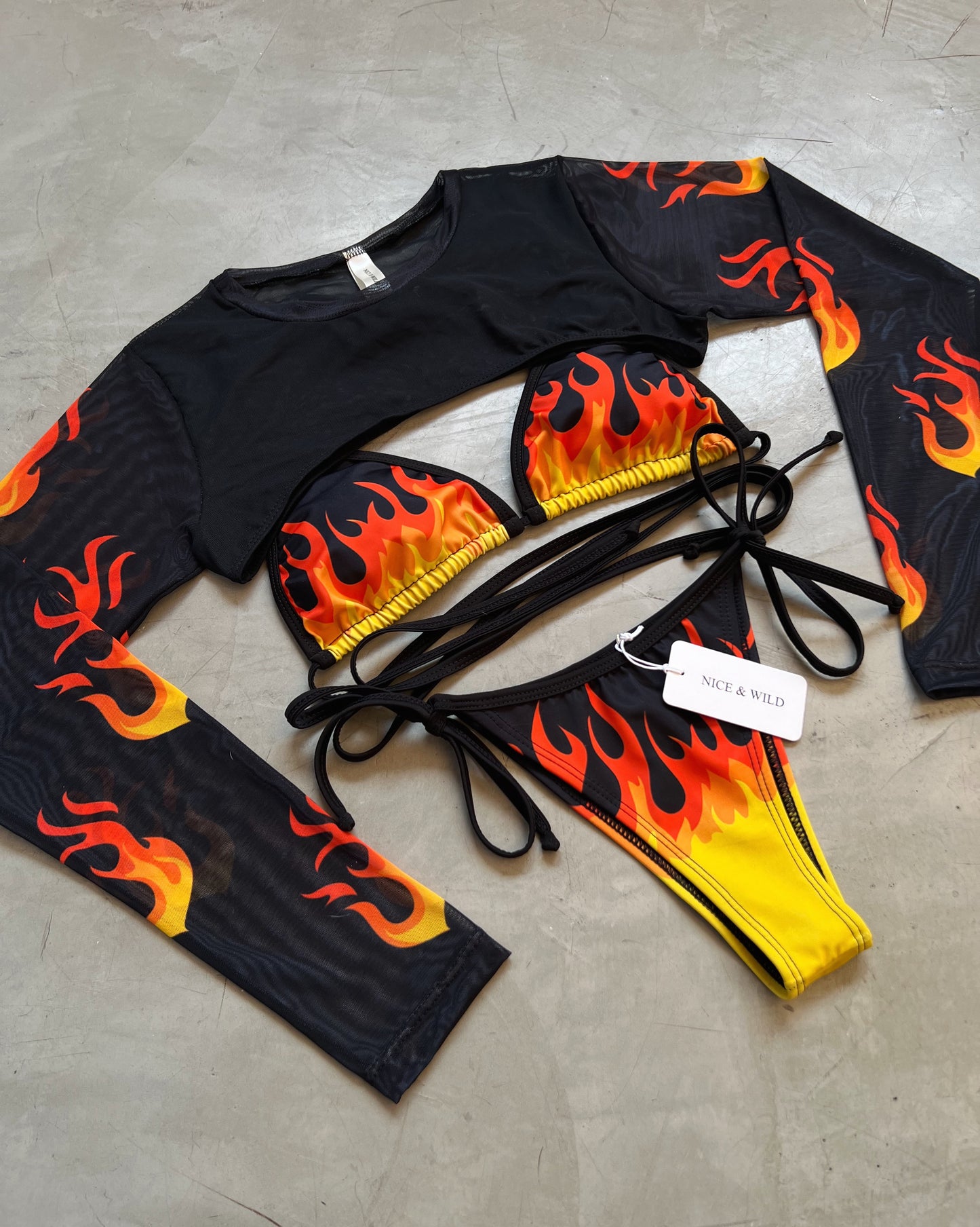 Bikini con lama + gonna a rete