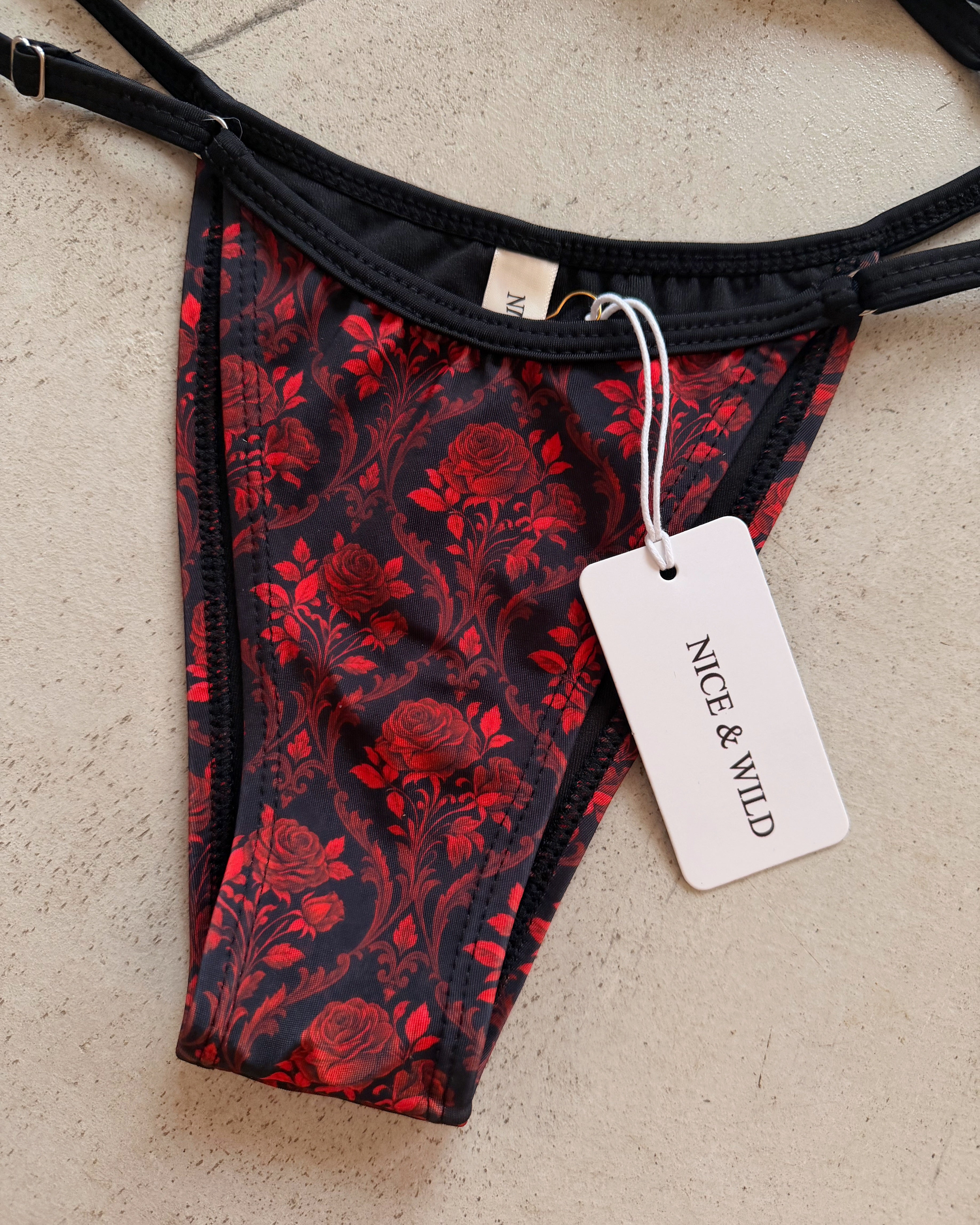 SET DARK LOVE + FALDA EN MALLA