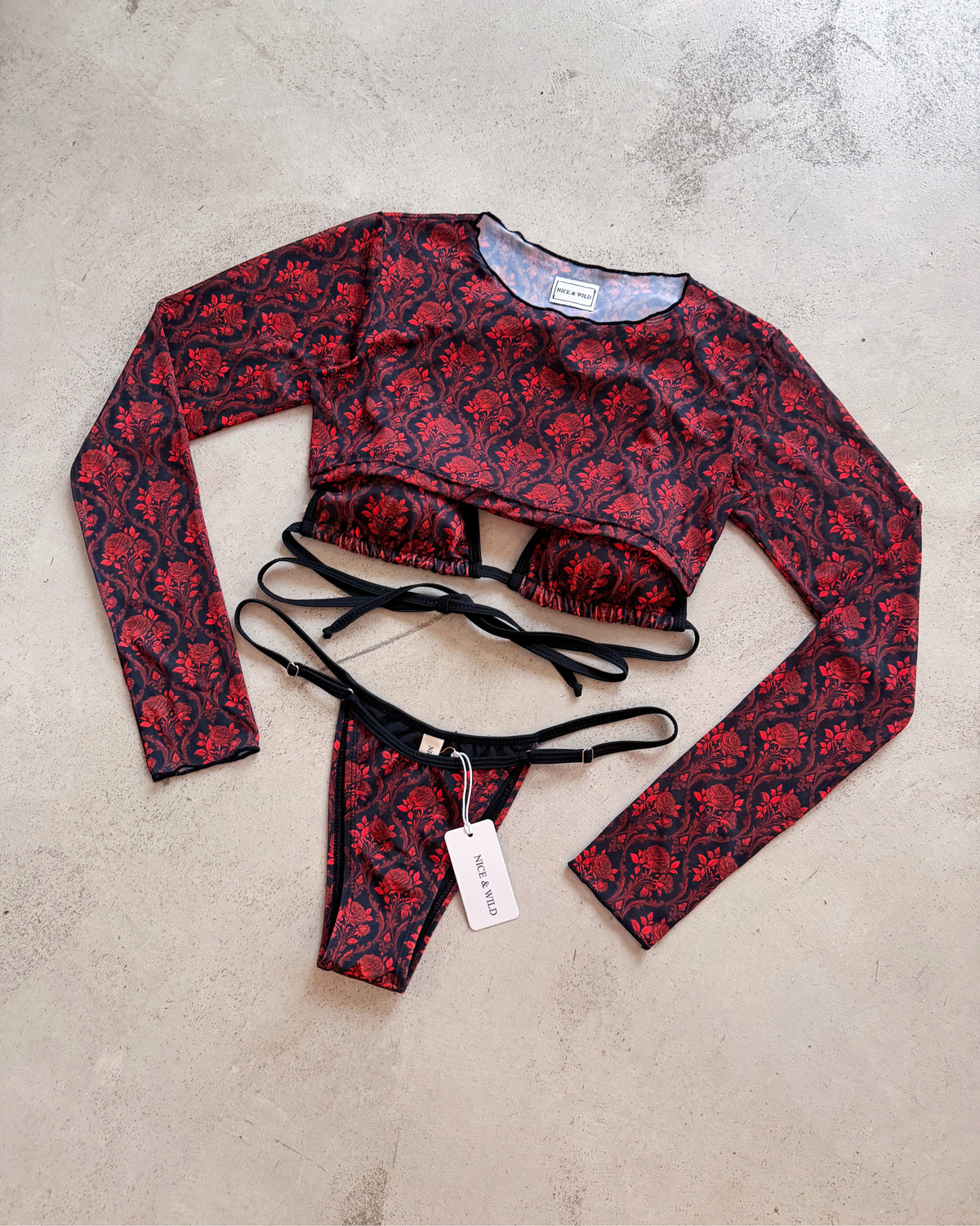 SET DARK LOVE + FALDA EN MALLA