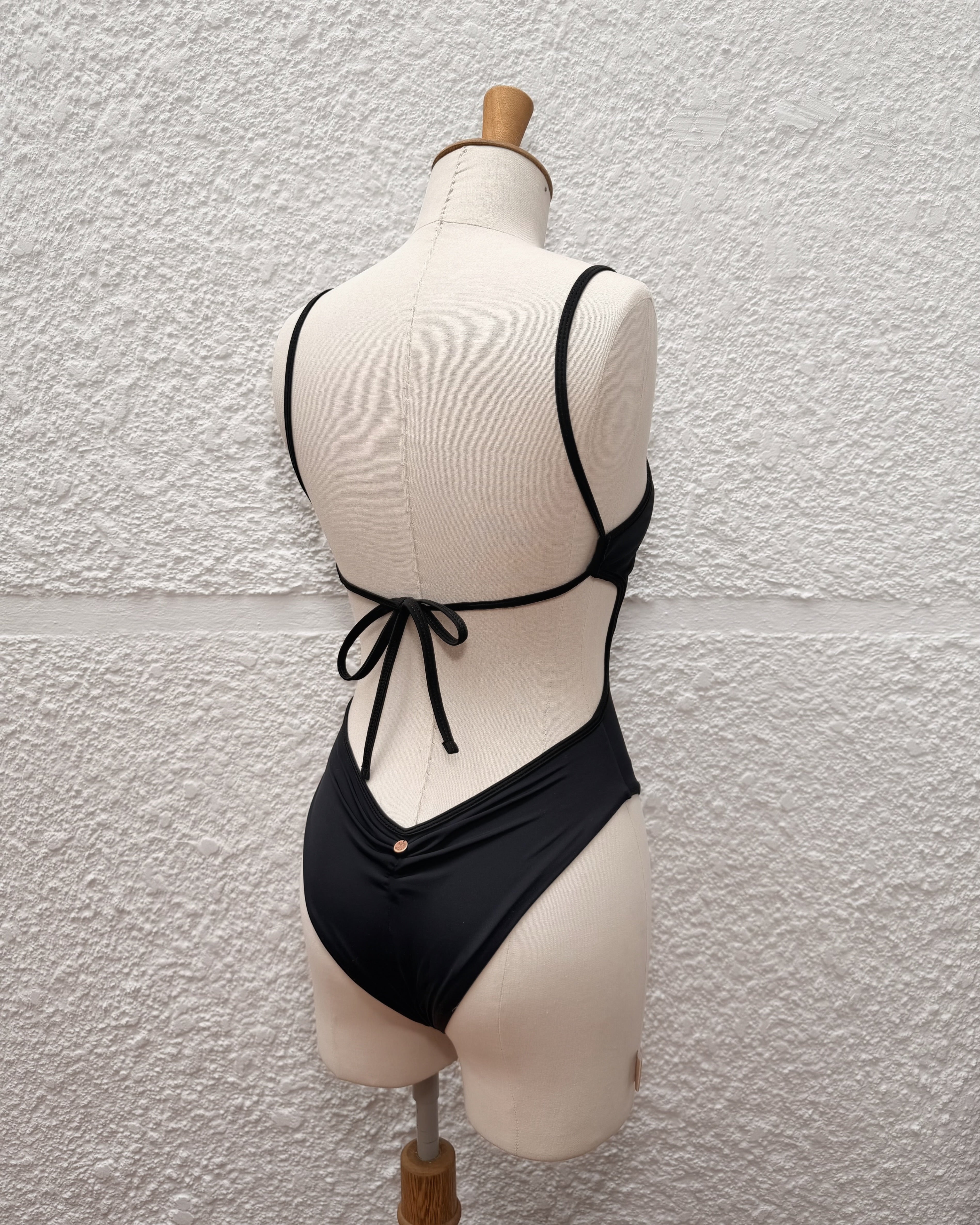 NOCTURNA BODY