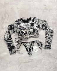 SET BIKINI VETEADO GRIS + FALDA EN MALLA
