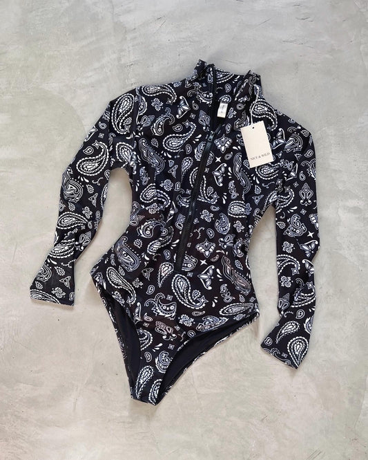 BODY CIERRE BANDANA