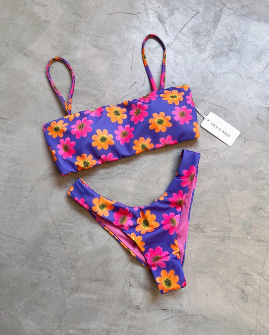 STRAPLESS FLORES SAI