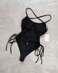 CROSSED BODY BINDING