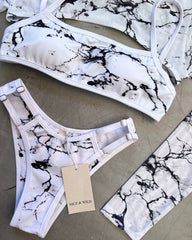 SET MIRANDA MARMOL BLANCO + FALDA EN MALLA