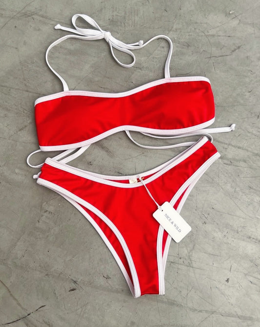 STRAPLESS ROJO SESGO BLANCO